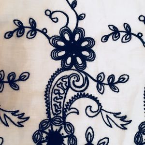 NWOT Mexican 100% light cotton blouse